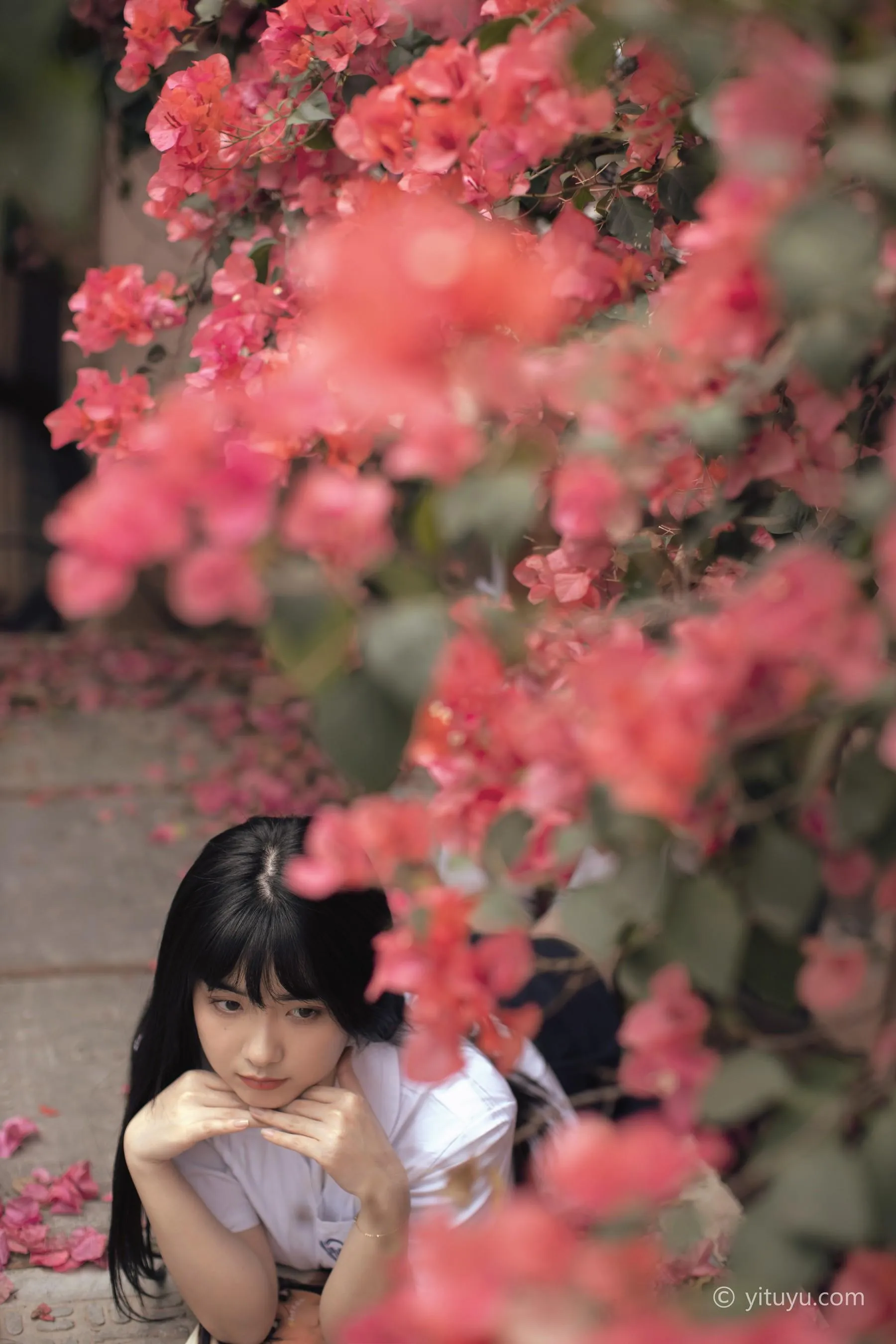 [YITUYU艺图语]2021.04.28 花季 黄子卿 [27P]插图2